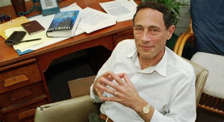 John E. Mack Biography, Age, Height, Wife, Net Worth and Family