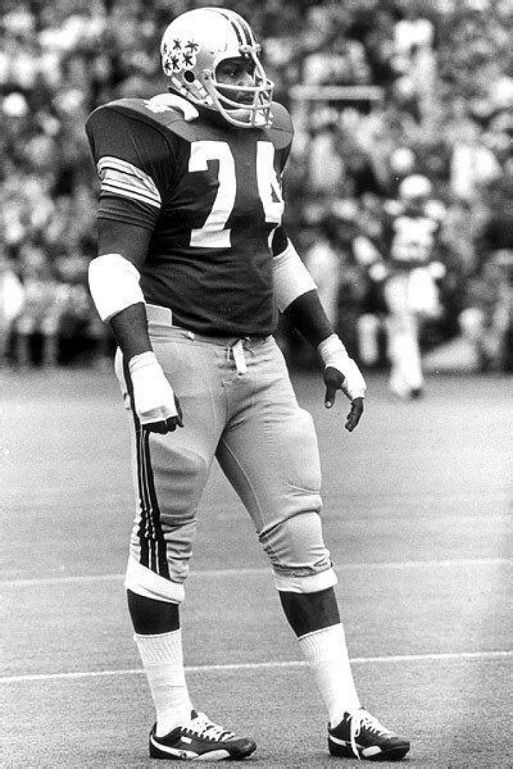 John Hicks Biography, Age, Height, Wife, Net Worth, Family