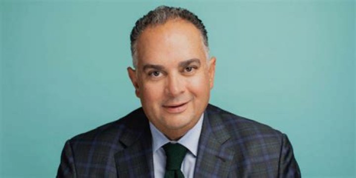 John Perez (Politician) - Age, Birthday, Bio, Facts, Family, Net Worth, Height & More
