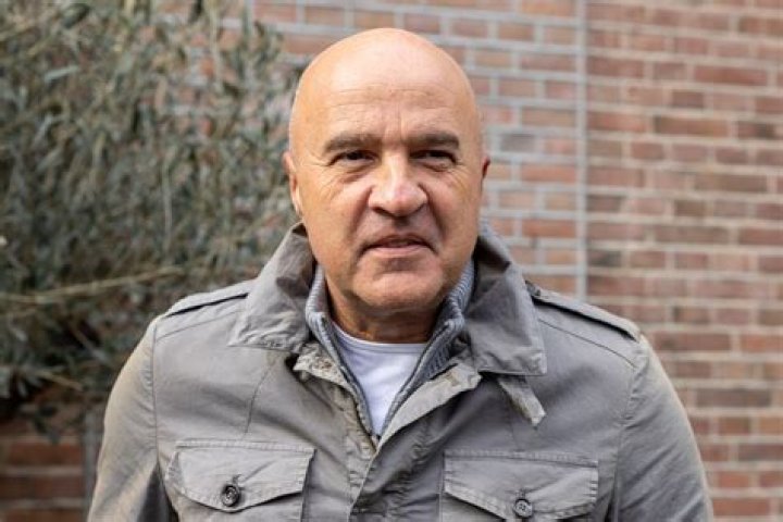 John van den Heuvel Biography, Age, Height, Wife, Net Worth, Family