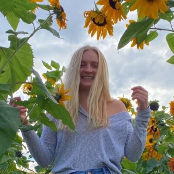 Johnna Geick (Family Member) - Wiek, urodziny, bio, fakty, rodzina, wartość netto, wzrost i więcej