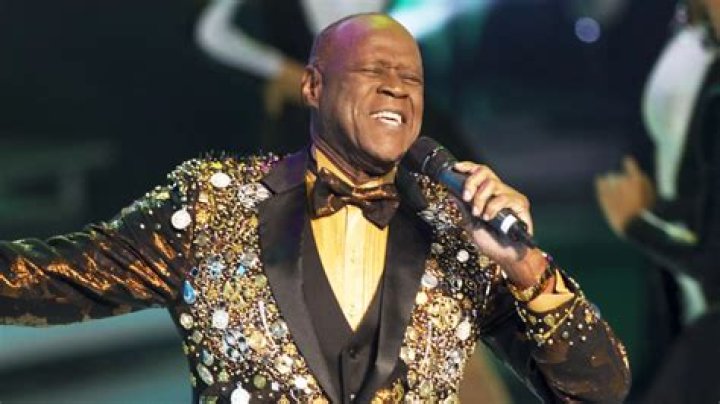 Johnny Ventura biografía, edad, altura, esposo, net worth, familia