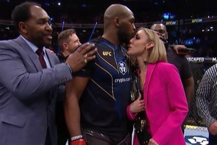 Jon Jones: Girlfriend, Family, Prize Money & Net Worth