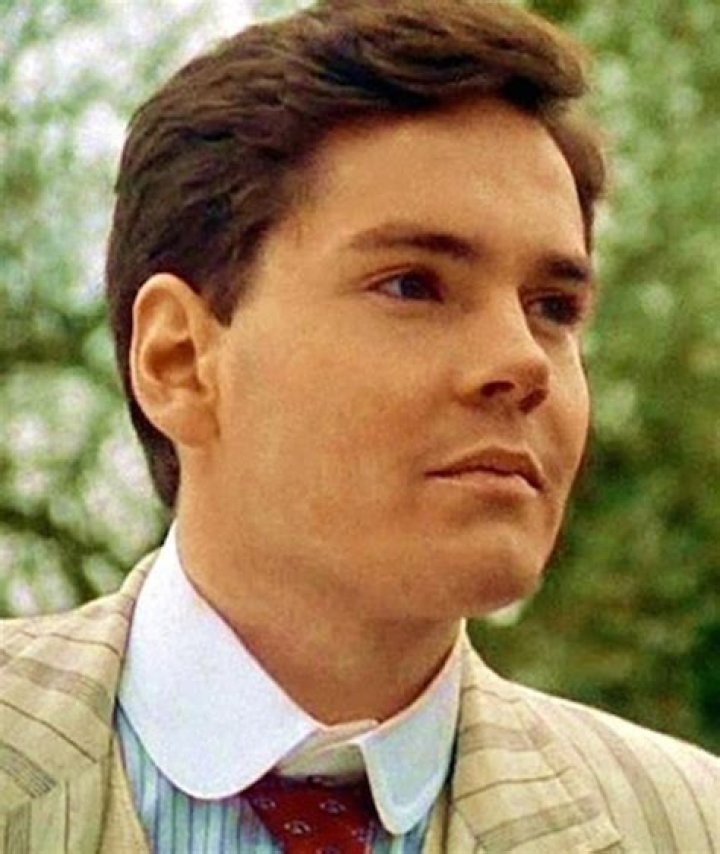 Jonathan Crombie Biography, Age, Height, Wife, Net Worth, Family