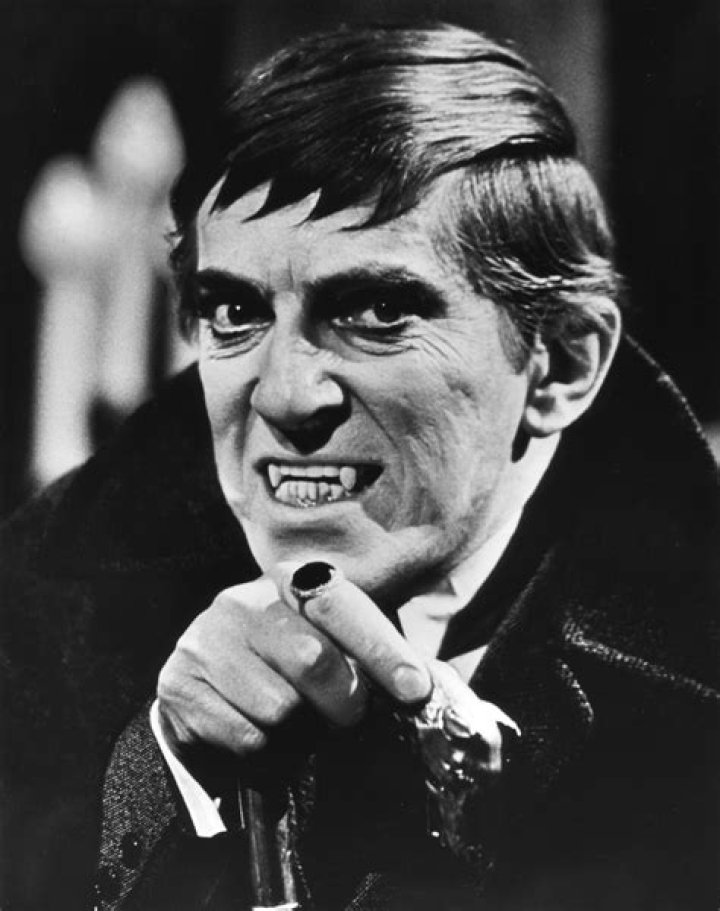 Jonathan Frid (TV Actor) - Age, Birthday, Bio, Facts, Family, Net Worth, Height & More