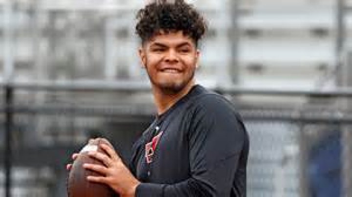 
Jonathan Garibay Height, Weight, Net Worth, Age, Birthday, Wikipedia, Who, Nationality, Biography 
