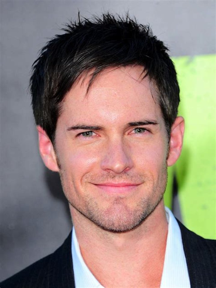 Jonathan Patrick Moore Biography, Age, Height, Wife, Net Worth, Family