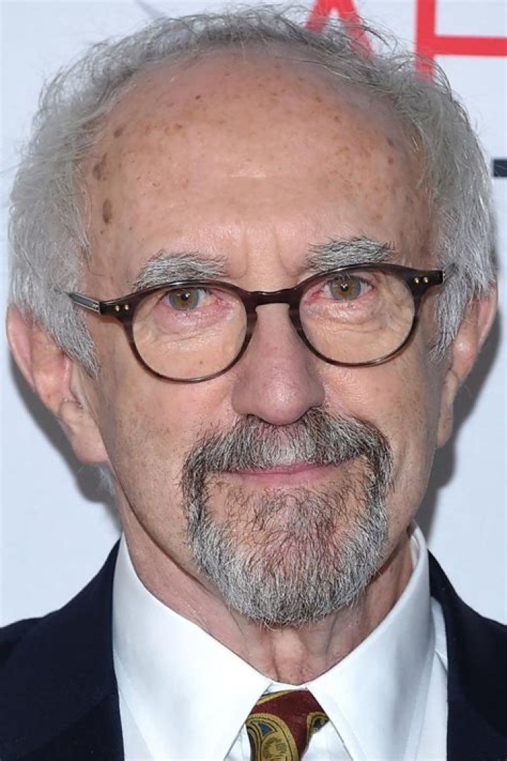Jonathan Pryce (Movie Actor) - Age, Birthday, Bio, Facts, Family, Net Worth, Height & More