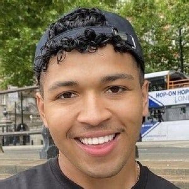 Jordan Anthony Smith (Pop Singer) - Age, Birthday, Bio, Facts, Family, Net Worth, Height & More