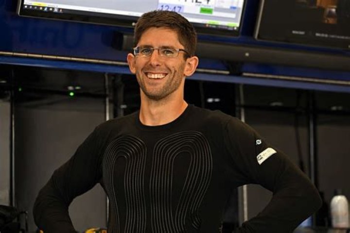 Jordan Taylor (YouTube Star) - Age, Birthday, Bio, Facts, Family, Net Worth, Height & More