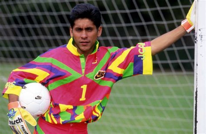 Jorge Campos (Futbolista) - Edad, cumpleaños, biografía, hechos, familia, patrimonio neto, altura y más