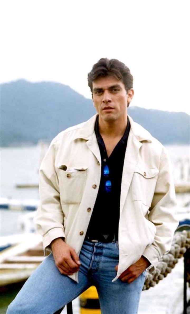 Jorge Salinas (Soap Opera Actor) - Età, compleanno, biografia, fatti, famiglia, patrimonio netto, altezza e altro