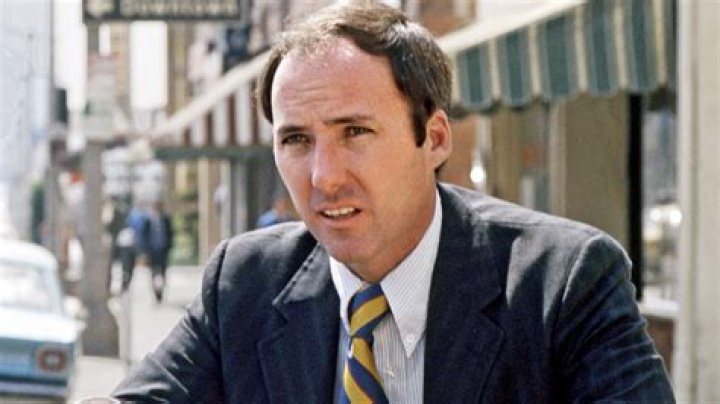 Joseph Wambaugh Biography, Age, Height, Wife, Net Worth, Family
