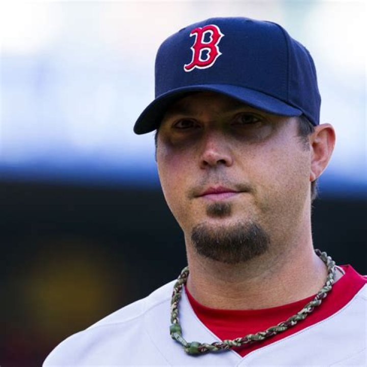 Josh Beckett (Baseball Player) - Age, Birthday, Bio, Facts, Family, Net Worth, Height & More