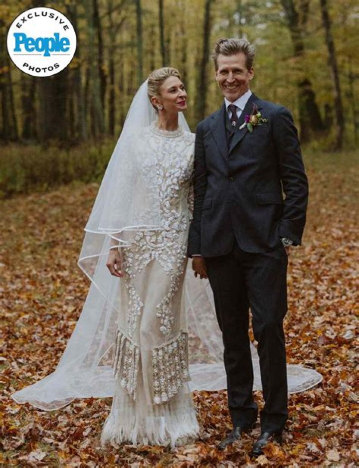 Josh Meyers Biography, Age, Height, Wife, Net Worth, Family