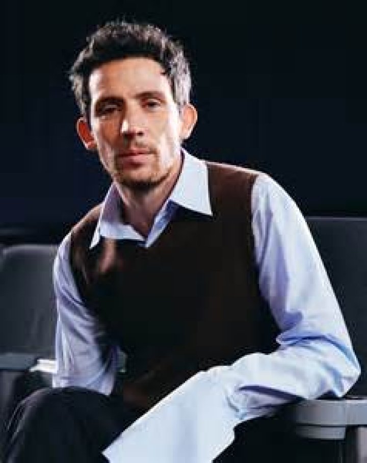 Josh O'Connor biografía, edad, altura, esposo, net worth, familia