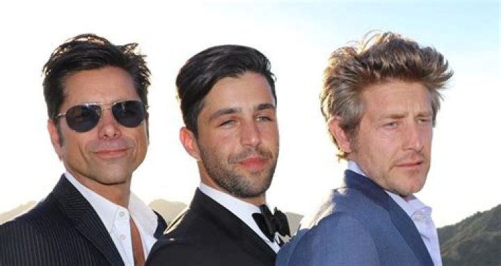 Josh Peck’s Wedding Photos Get Ruined With Embarrassing Hashtag #JusticeforDrake