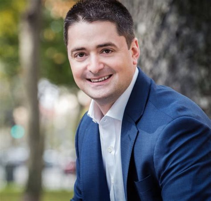 Josh Zakim Biography, Age, Height, Wife, Net Worth, Family