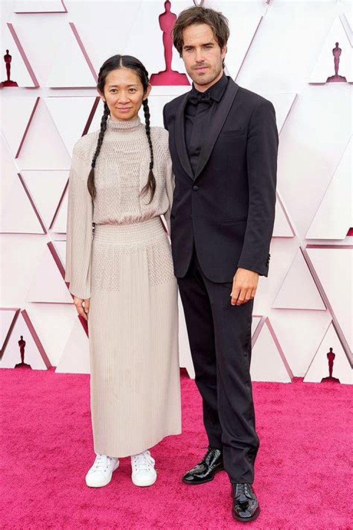 Who is Joshua James Richards? Wiki, Bio & Facts About Cinematographer