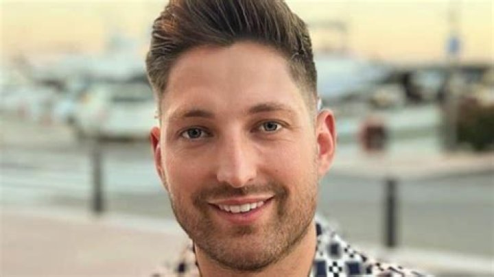 Josiah Carter (Reality Star) - Age, Birthday, Bio, Facts, Family, Net Worth, Height & More