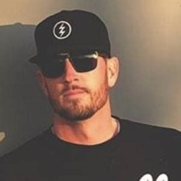 JT Laybourne (TikTok Star) - Age, Birthday, Bio, Facts, Family, Net Worth, Height & More