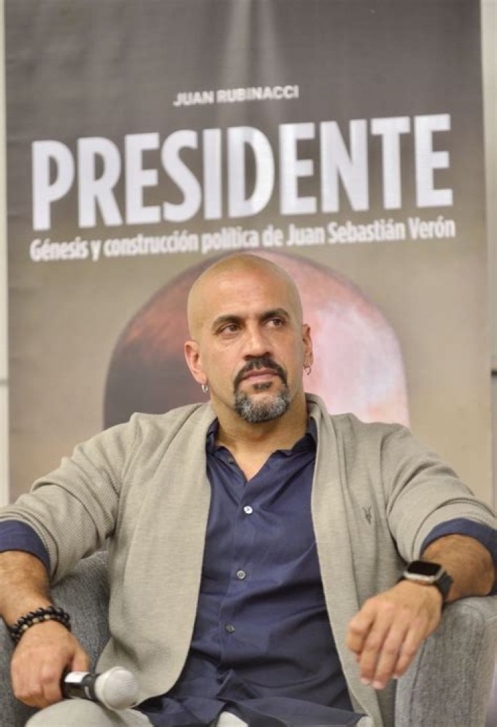 Juan Sebastián Verón Height, Weight, Net Worth, Age, Birthday, Wikipedia, Who, Nationality, Biography