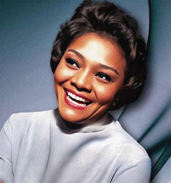 Juanita Moore biografía, edad, altura, esposa, net worth, familia