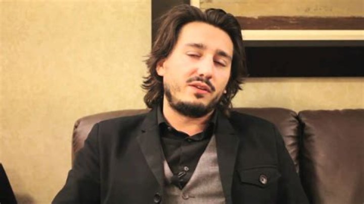 Julian T. Pinder Biography, Age, Height, Wife, Net Worth, Family