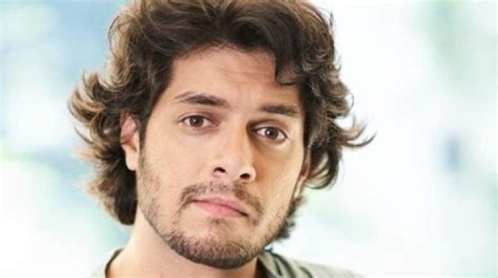 Junaid Khan Wiki (Aamir Khan's Son), Age, Height, Net Worth, Movies, Biography & More