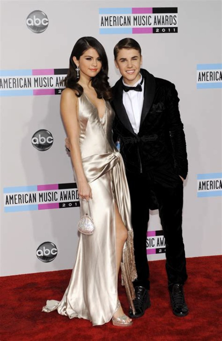 Selena Gomez’s Tortured Relationship With Justin Bieber Prompted Her Rehab Stay