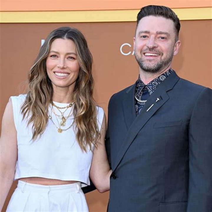 LOL!Justin Timberlake Has the Best Reaction to Jessica Biel’s “Surprise” Baby News!