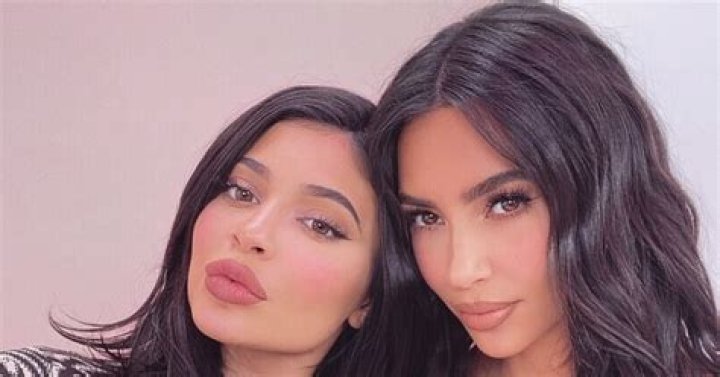 The Kardashian-Jenners Look Gorgeous Without Makeup: See Photos of Kylie, Kim, Khloe and More!