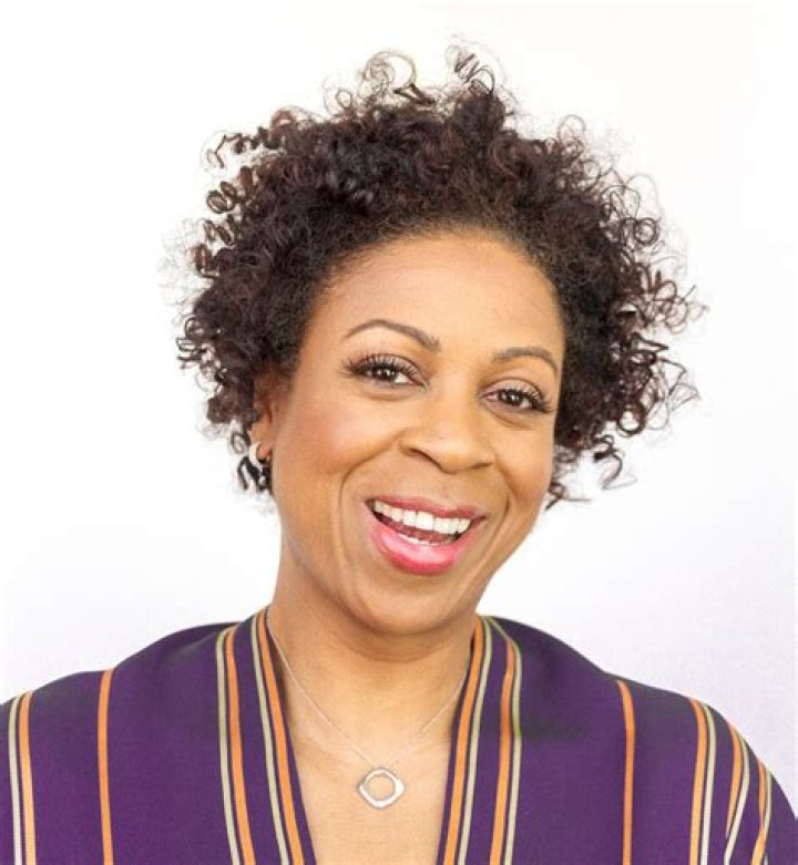 Karen Hunter Biography, Age, Height, Husband, Net Worth, Family