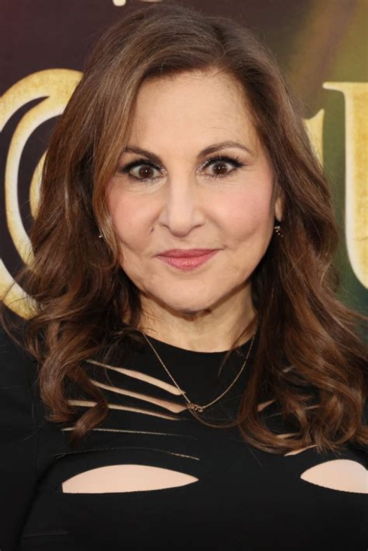 Kathy Najimy (Voice Actress) - Age, Birthday, Bio, Facts, Family, Net Worth, Height & More