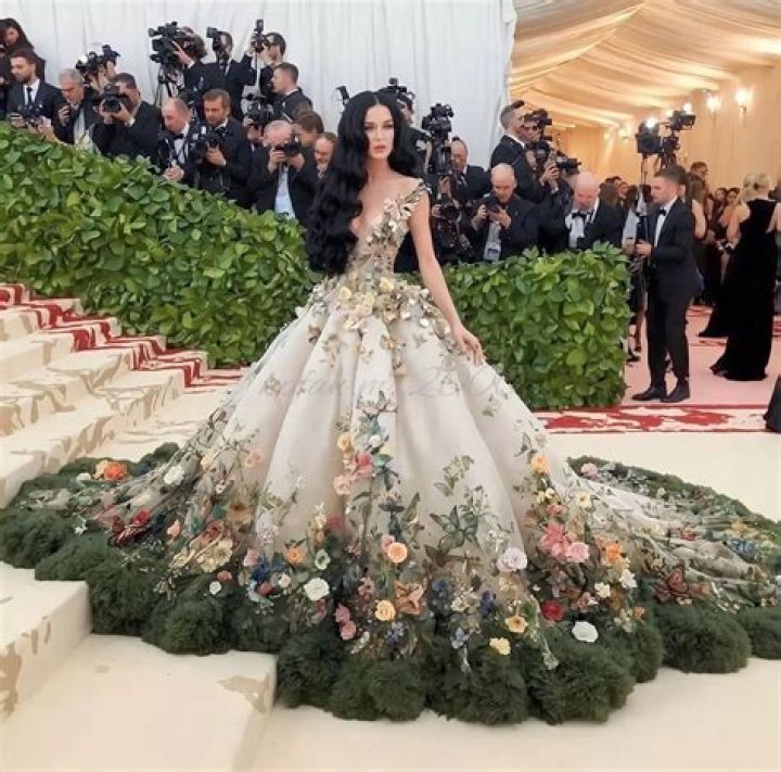 Katy Perry Reveals She’s Changing Direction for 2022 Met Gala Look: ‘I Know What the People Want’