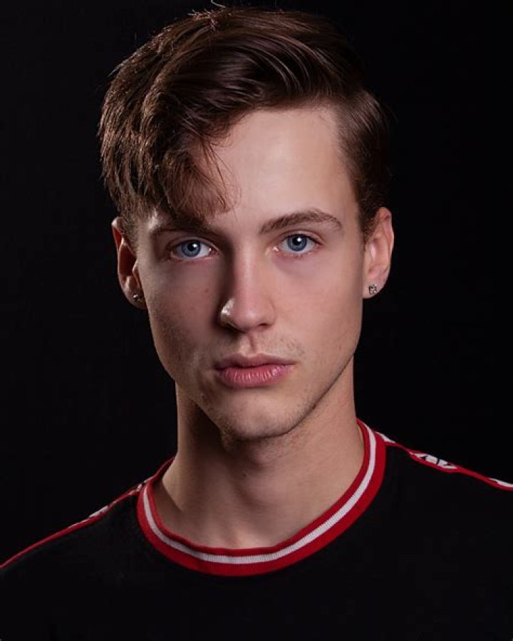 
Kayden Boisclair Height, Weight, Net Worth, Age, Birthday, Wikipedia, Who, Nationality, Biography 