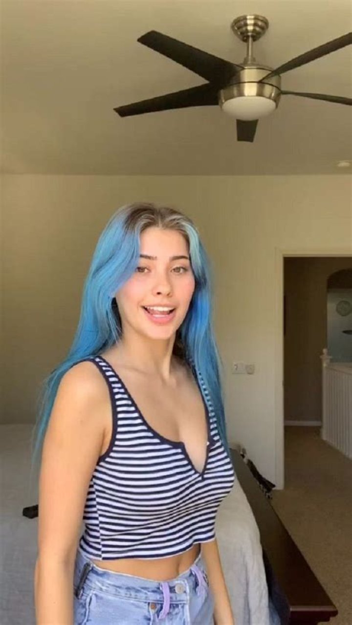 Kaylie Altman (TikTok Star) - Age, Birthday, Bio, Facts, Family, Net Worth, Height & More