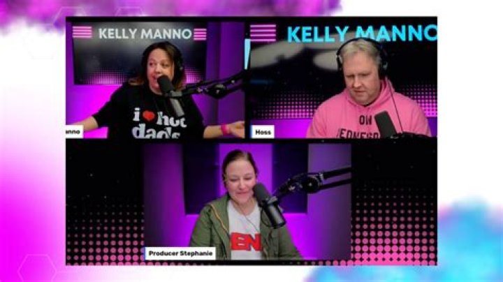 Kelly Manno (TikTok Star) - Age, Birthday, Bio, Facts, Family, Net Worth, Height & More