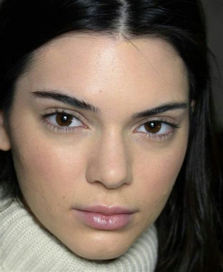 Kendall Jenner’s Eyebrows Are Not “On Fleek” in Shocking Throwback Pic