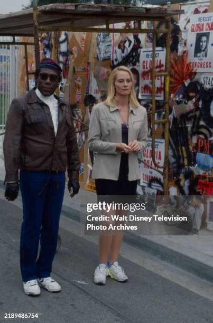 Kene Holiday Biography, Age, Height, Wife, Net Worth, Family