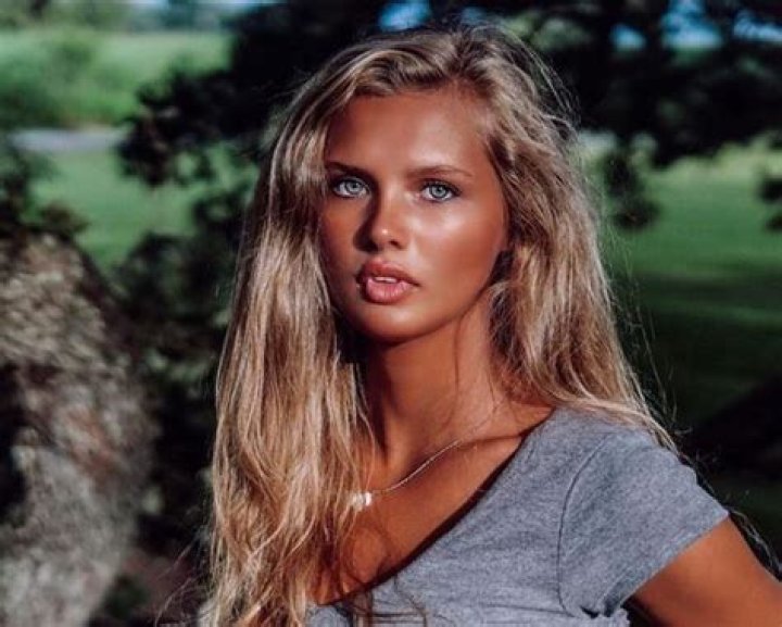 Who is Kenedi Anderson? Parents, Ethnicity, Husband, Birthday, Weight, Biography, Wikipedia, Songs & More