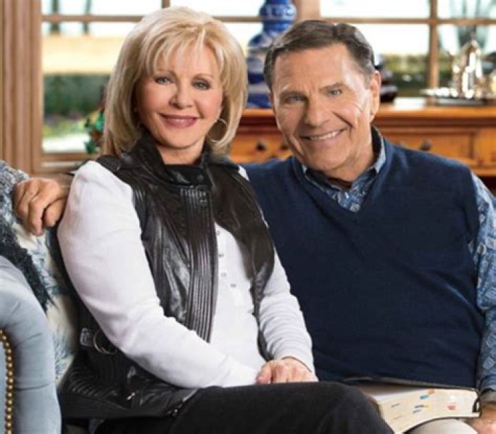Kenneth Copeland Net Worth, Salary, Age, House,Wife, Kids 2022