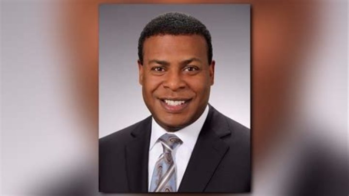 Kenny Alexander Biography, Age, Height, Wife, Net Worth, Family