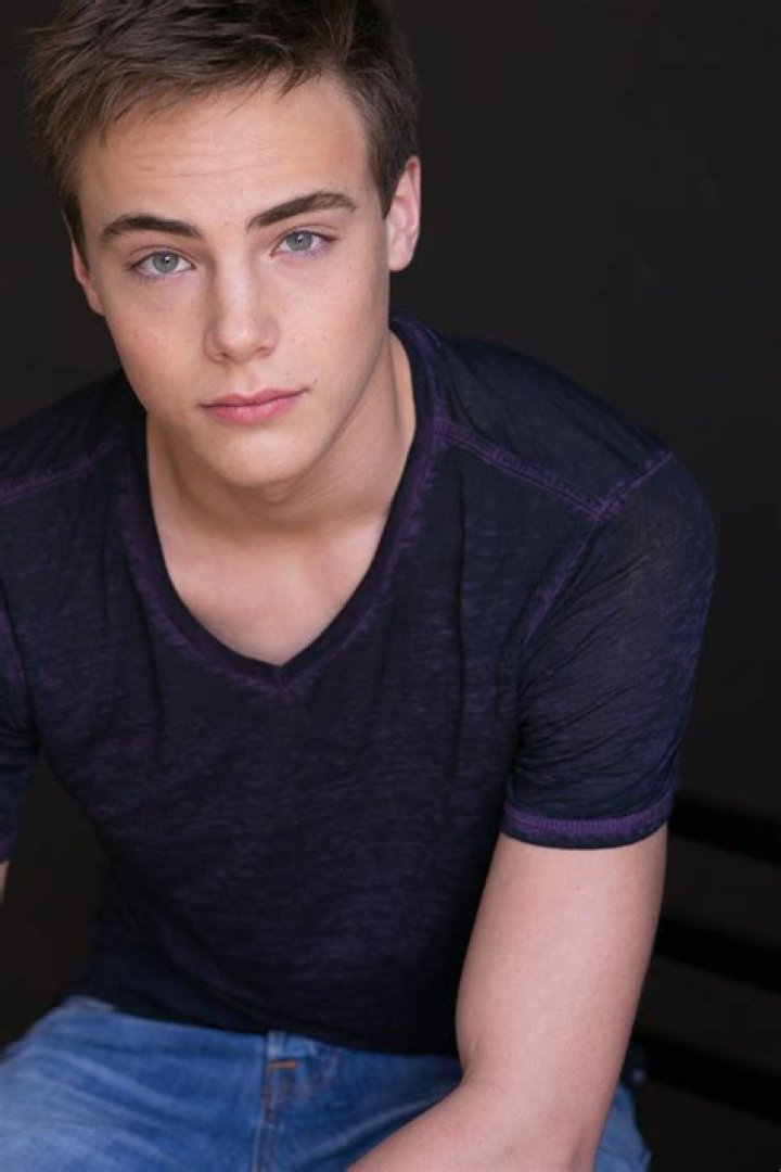 Kevin Quinn (TV Actor) - Age, Birthday, Bio, Facts, Family, Net Worth, Height & More