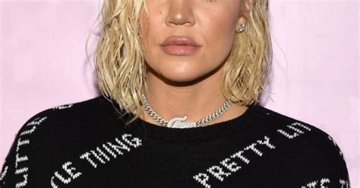 Khloé Kardashian Drags a Fan on Instagram Who Took a Jab at Her Love Life