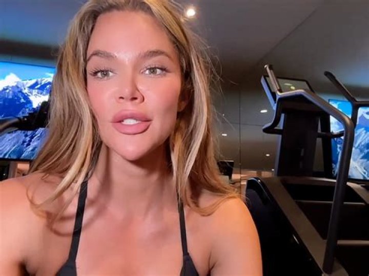 Khloe Kardashian Shows Off Her ‘Stripes’ in Steamy Bikini Photo Highlighting Her Stretch Marks