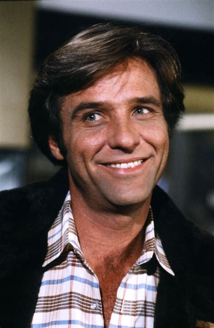 Kiel Martin Biography, Age, Height, Wife, Net Worth, Family