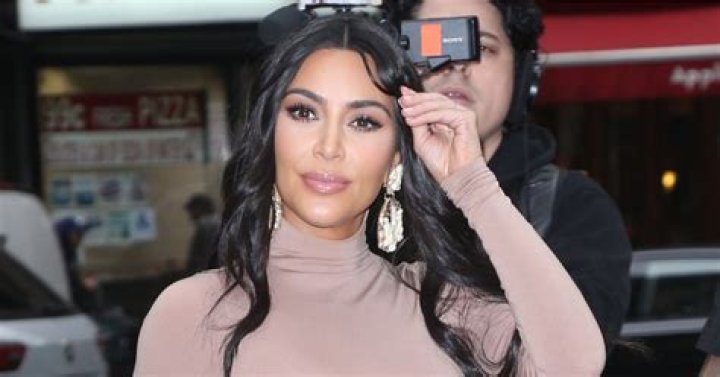 Kim Kardashian Brings Back Her ‘Bronde’ Hair Before Sisters Khloe and Kylie Jenner: ‘Got ‘Em!’