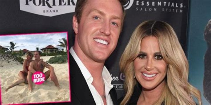 Kim Zolciak Snapchats Naked Photo of Hubby Kroy Biermann — Daughter Brielle Flips Out!