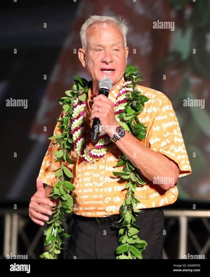 Kirk Caldwell Biography, Age, Height, Wife, Net Worth, Family